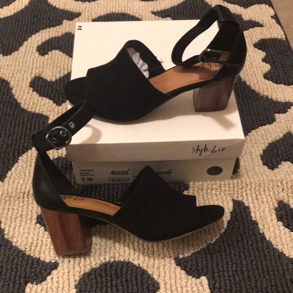 Brand NEW “Style & Co” black ankle strap sandals.